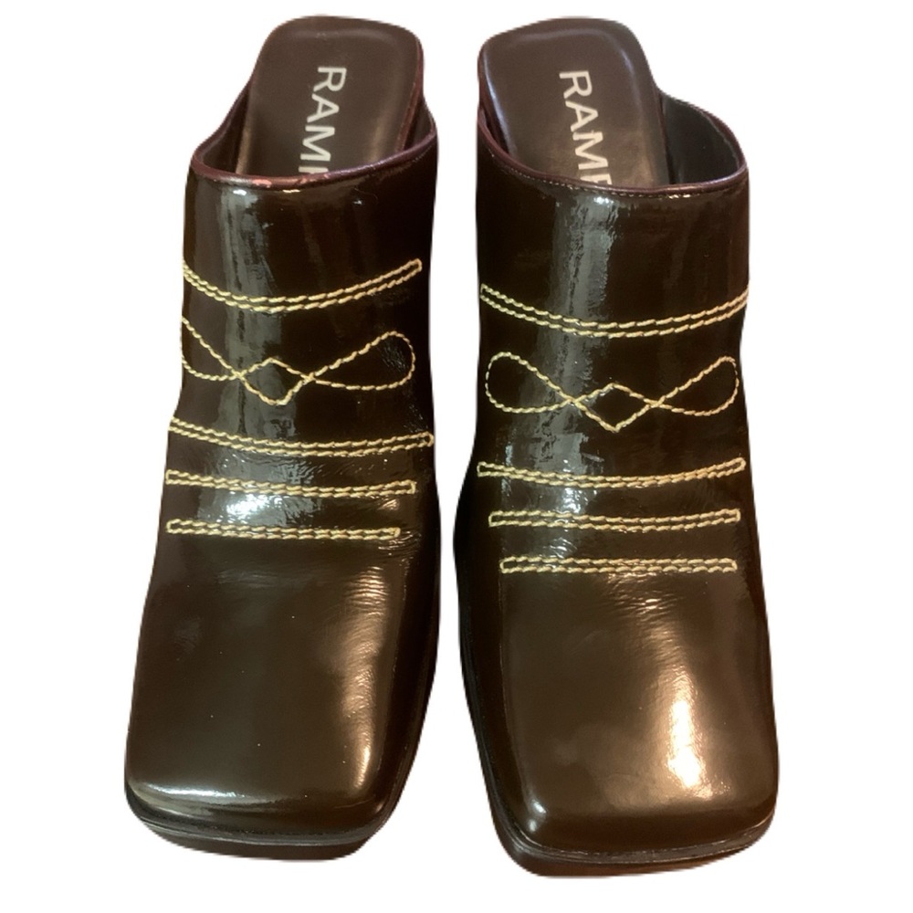 Rampage Women’s Size 8 Brown Patent Leather Embroidered Square Toe Mule Western